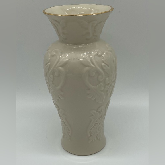 Lenox Georgian Vase - Picture 2 of 6